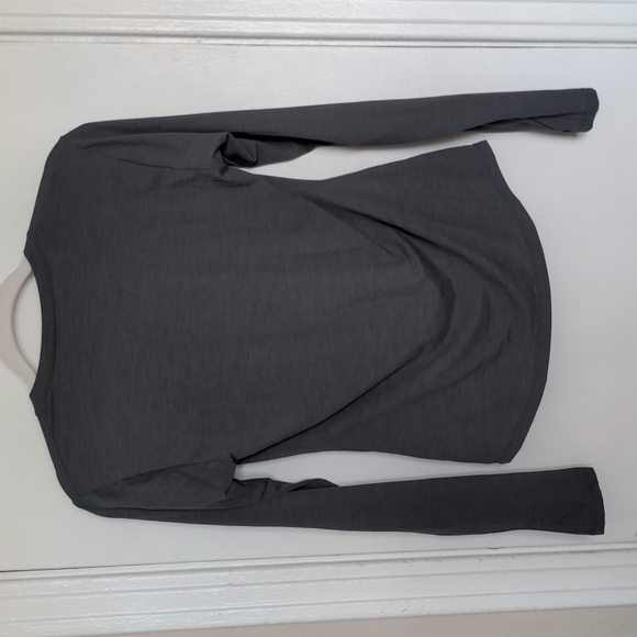 NWOT UVA/UVB blocking rash guard long sleeve top Xcel - Picture 6 of 7
